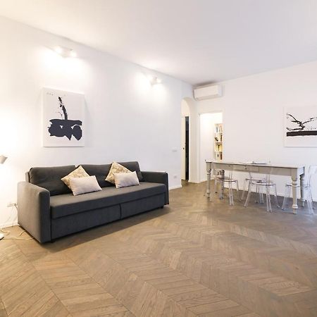 Prestige Boutique Homes - Il Nido Dei Navigli Milan Luaran gambar