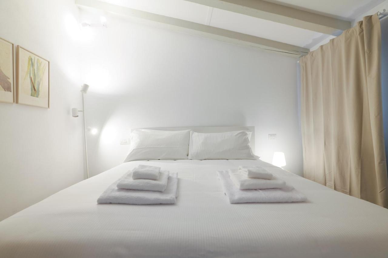 Prestige Boutique Homes - Il Nido Dei Navigli Milan Luaran gambar