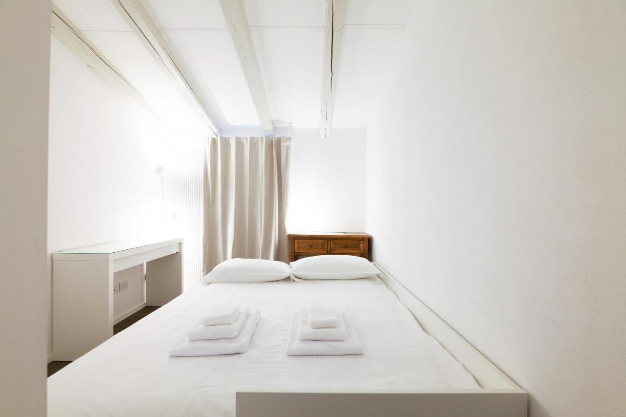 Prestige Boutique Homes - Il Nido Dei Navigli Milan Luaran gambar