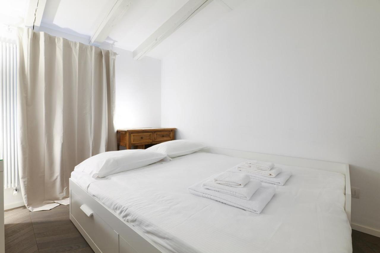 Prestige Boutique Homes - Il Nido Dei Navigli Milan Luaran gambar