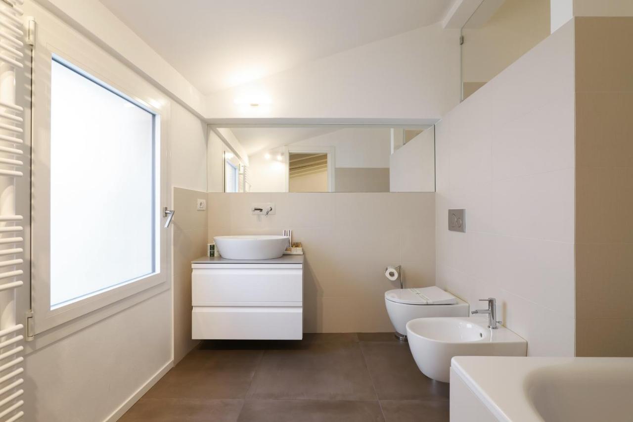 Prestige Boutique Homes - Il Nido Dei Navigli Milan Luaran gambar