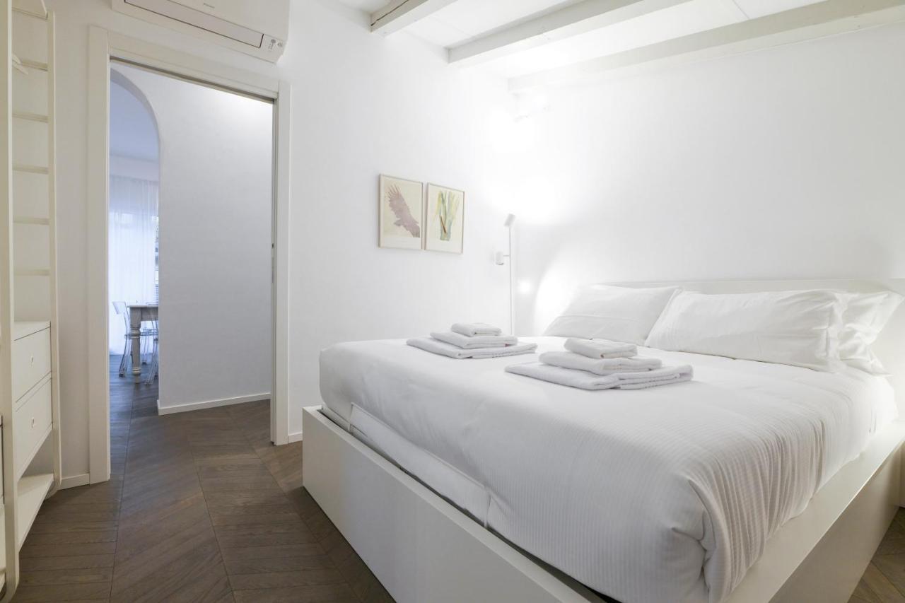 Prestige Boutique Homes - Il Nido Dei Navigli Milan Luaran gambar