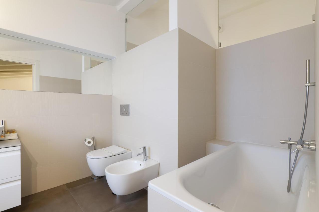 Prestige Boutique Homes - Il Nido Dei Navigli Milan Luaran gambar